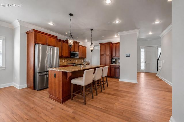 1885 Goodpaster Way, Lexington, KY 40505