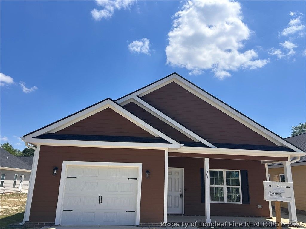 307 Elizabeth Street, Spring Lake, NC 28390 — exterior