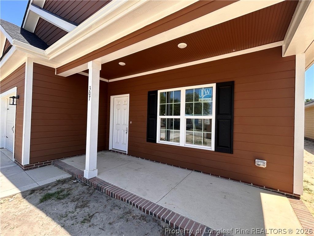 307 Elizabeth Street, Spring Lake, NC 28390 — photo 2