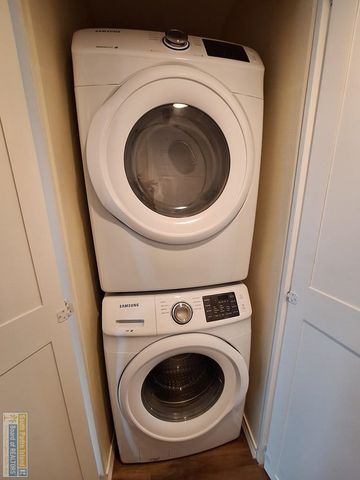 576 Sand Dollar Dr, Port Isabel, TX 78578