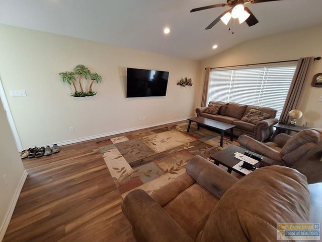 576 Sand Dollar Dr, Port Isabel, TX 78578