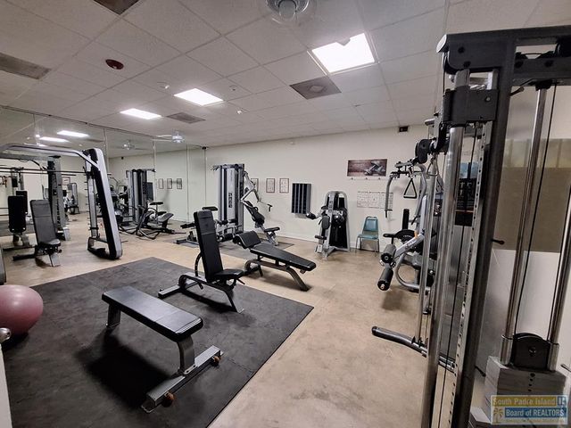 576 Sand Dollar Dr, Port Isabel, TX 78578