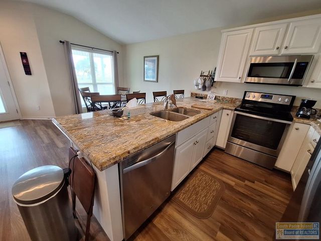 576 Sand Dollar Dr, Port Isabel, TX 78578