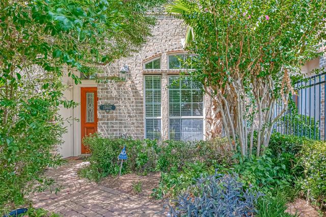 13607 Brookbluff, Houston, TX 77077