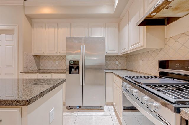 13607 Brookbluff, Houston, TX 77077