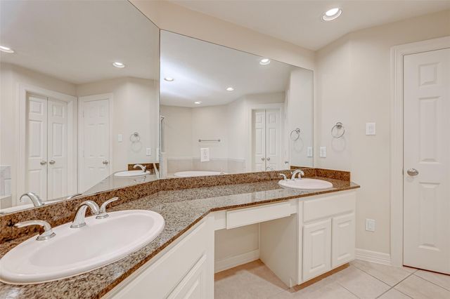 13607 Brookbluff, Houston, TX 77077