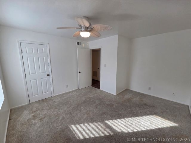 4654 E 68th Street 198, Tulsa, OK 74136