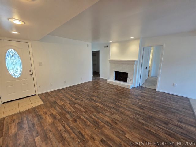 4654 E 68th Street 198, Tulsa, OK 74136