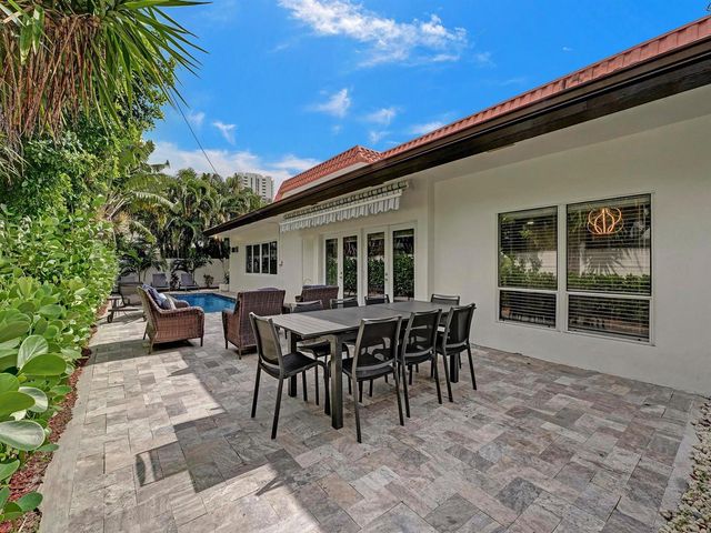 3261 Aqua Vista Drive, Pompano Beach, FL 33062