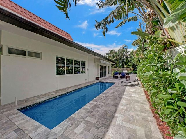 3261 Aqua Vista Drive, Pompano Beach, FL 33062