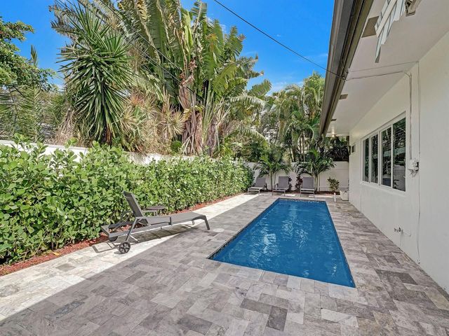 3261 Aqua Vista Drive, Pompano Beach, FL 33062