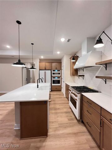 2159 Myla Way, Amherst, OH 44001