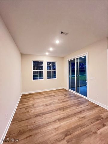 2159 Myla Way, Amherst, OH 44001