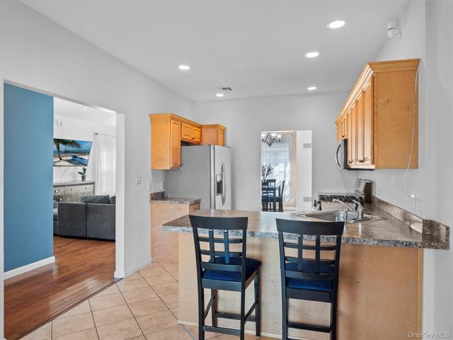 10 Silas Seaman Street, Monroe, NY 10950