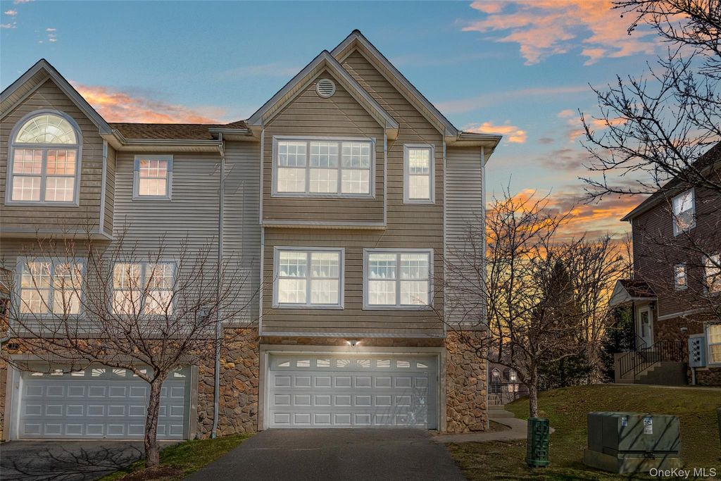 10 Silas Seaman Street, Monroe, NY 10950