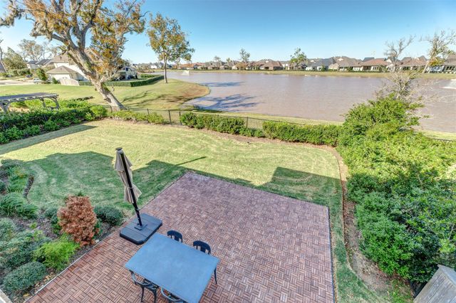 4918 Avalon Plantation Drive, Missouri City, TX 77459