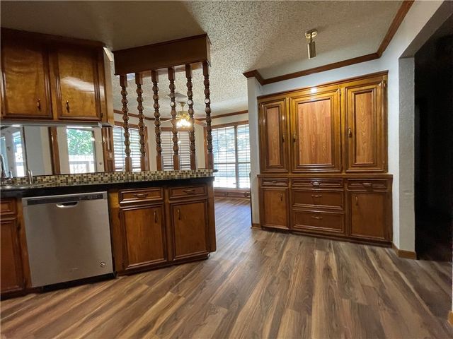 5237 Tartan Dr, Corpus Christi, TX 78413