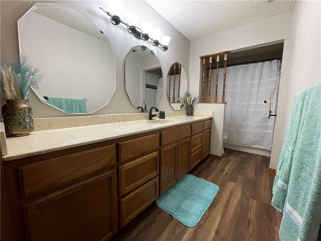 5237 Tartan Dr, Corpus Christi, TX 78413