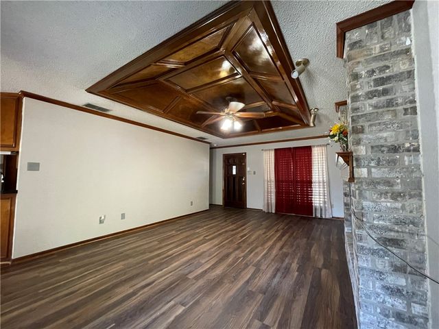 5237 Tartan Dr, Corpus Christi, TX 78413