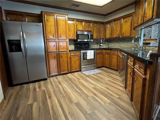 5237 Tartan Dr, Corpus Christi, TX 78413