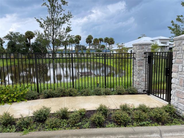 2410 Noble Oaks Ln, Fort Pierce, FL 34981