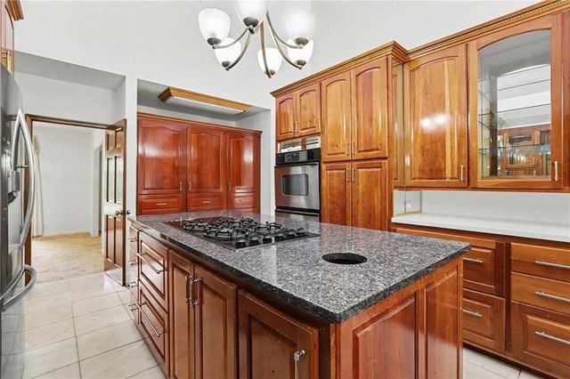9270 Riverclub Parkway, Duluth, GA 30097