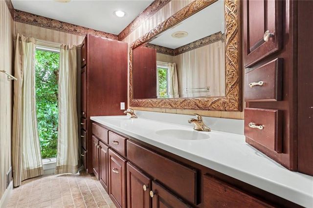 9270 Riverclub Parkway, Duluth, GA 30097