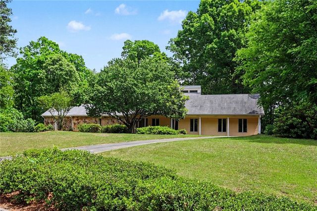 9270 Riverclub Parkway, Duluth, GA 30097