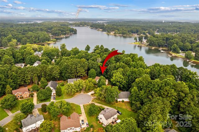 145 Summerbrook Lane, Mooresville, NC 28117