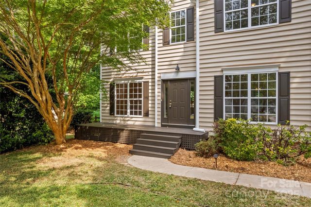 145 Summerbrook Lane, Mooresville, NC 28117
