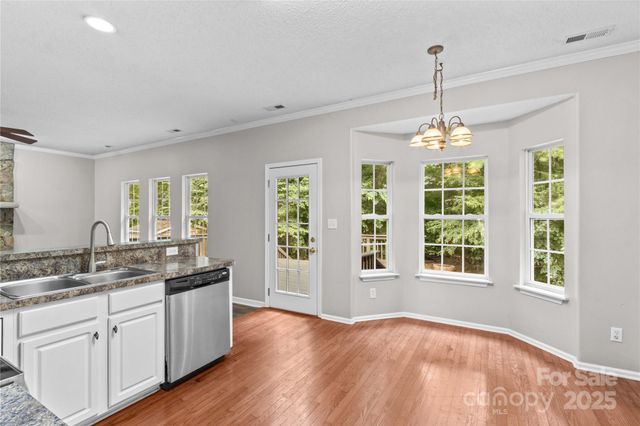 145 Summerbrook Lane, Mooresville, NC 28117