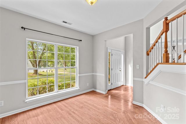 145 Summerbrook Lane, Mooresville, NC 28117