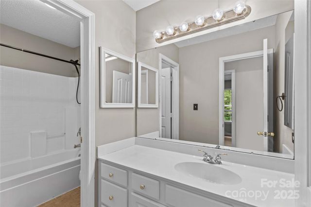 145 Summerbrook Lane, Mooresville, NC 28117