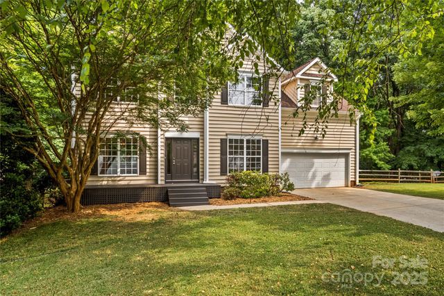 145 Summerbrook Lane, Mooresville, NC 28117