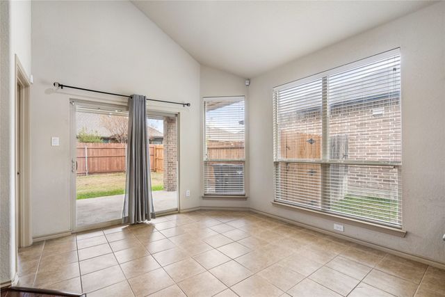 649 Cattlemans Way, Fort Worth, TX 76131