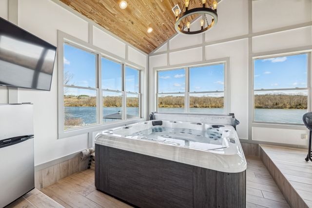 185 Shoals Lndg, Ashland City, TN 37015