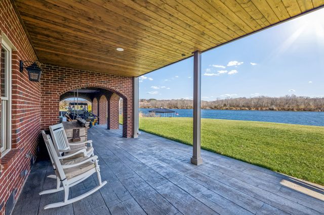 185 Shoals Lndg, Ashland City, TN 37015