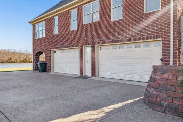 185 Shoals Lndg, Ashland City, TN 37015