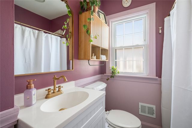 7 Alpha Court, North Providence, RI 02911