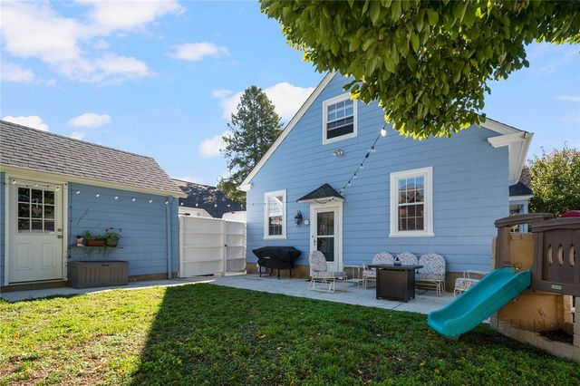 7 Alpha Court, North Providence, RI 02911