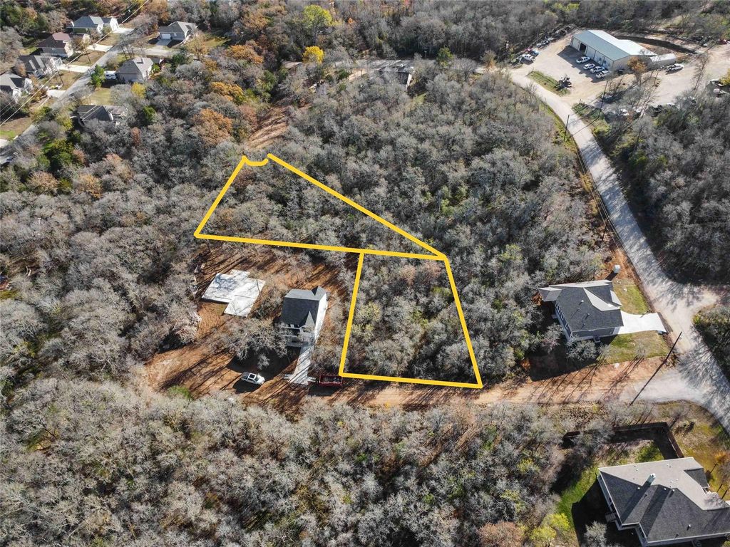 109 Waimalu CV, Bastrop, TX 78602