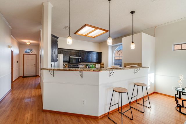 4708 Lacy Spine Road NW, Albuquerque, NM 87114