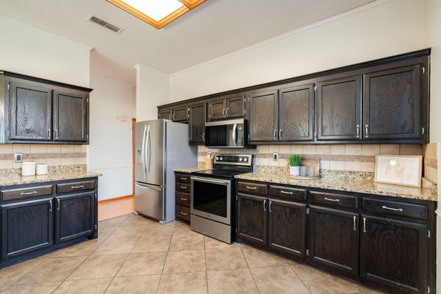 4708 Lacy Spine Road NW, Albuquerque, NM 87114