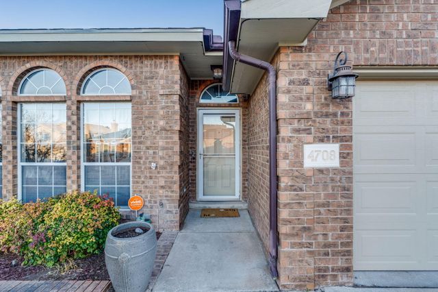 4708 Lacy Spine Road NW, Albuquerque, NM 87114