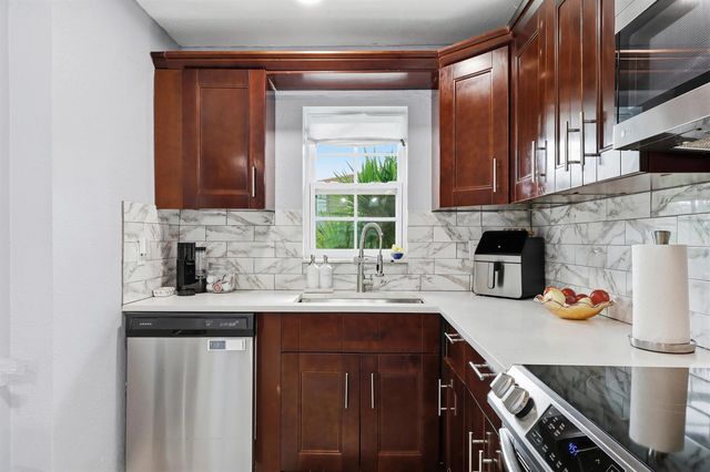 2520 SW 14th Court 44, Boynton Beach, FL 33426