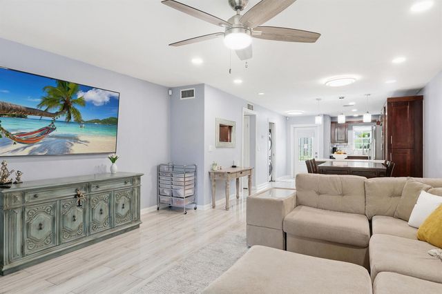 2520 SW 14th Court 44, Boynton Beach, FL 33426