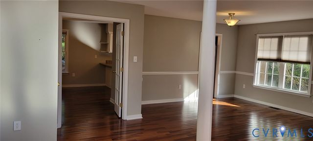 6097 Homehills Rd, Mechanicsville, VA 23111