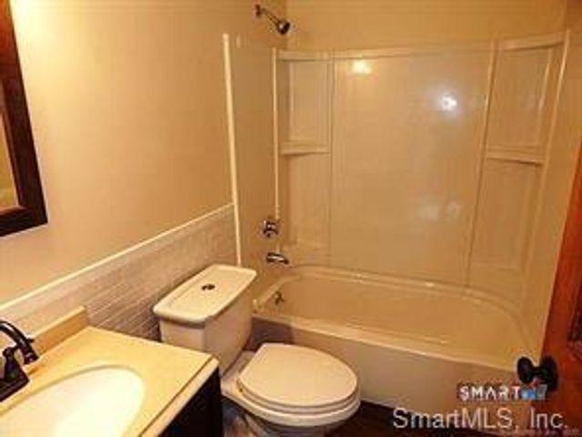 21 Sherman Street, Norwich, CT 06360