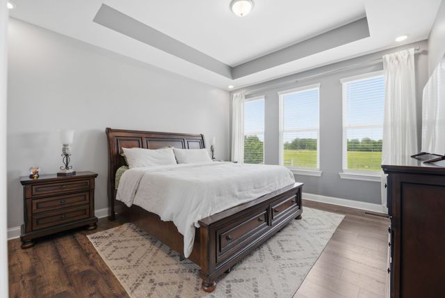 1265 Cotillion Dr, Murfreesboro, TN 37128