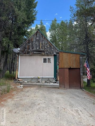 4024 Choctaw Road, Island Park, ID 83429